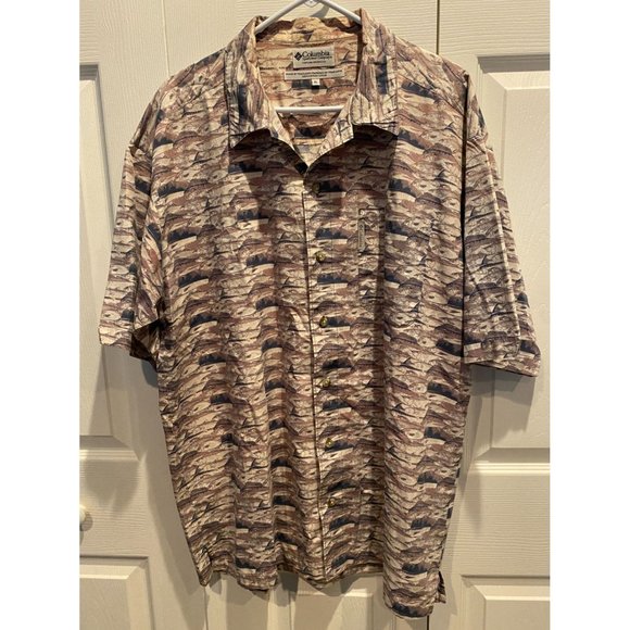 Columbia Sportswear Short Sleeve Shirt, XL‎ button up, Saltwater Fish Graphics - Picture 1 of 6